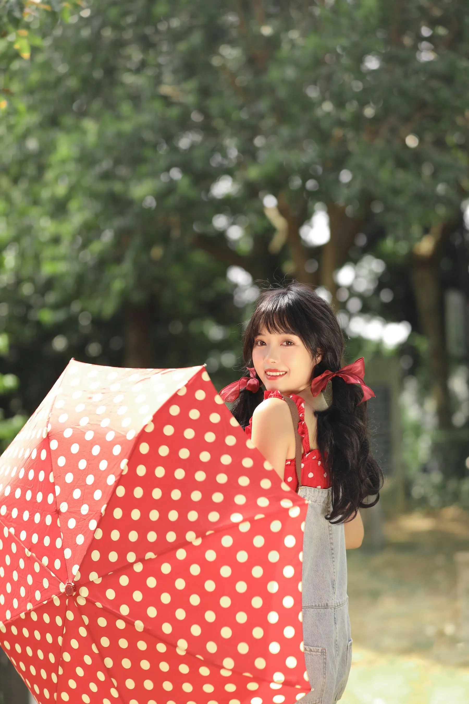 [YITUYU艺图语]2022.09.18 夏末 小薇人儿 [38P]插图2